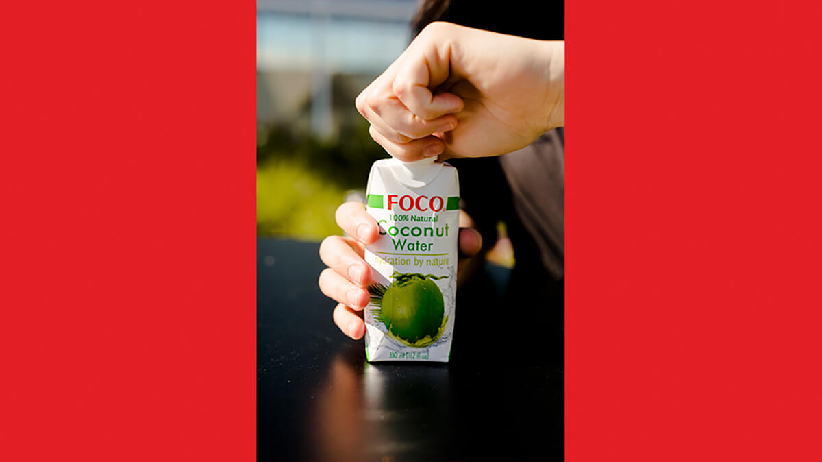 Kokosový nápoj FOCO (330 ml)